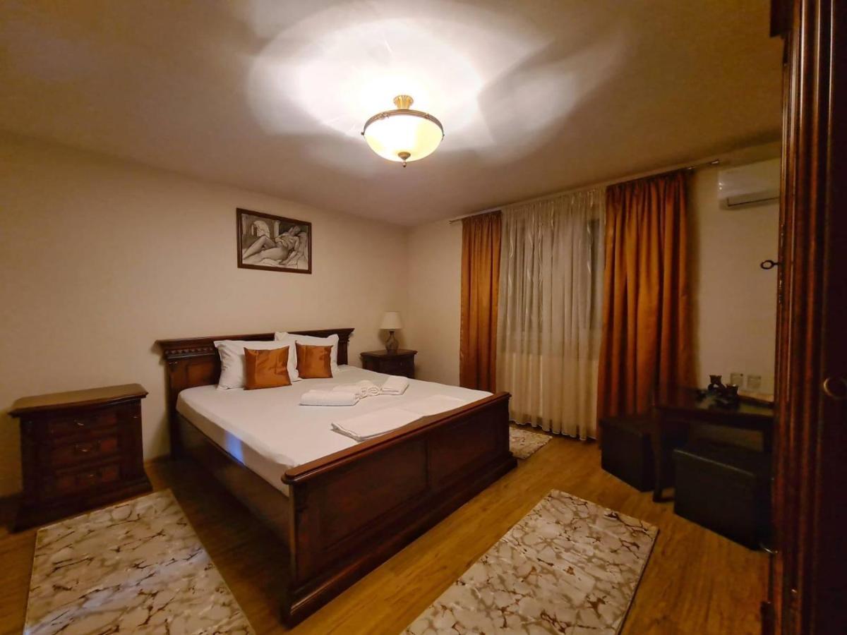 Casa Luca Hotell Moldova Noua Eksteriør bilde